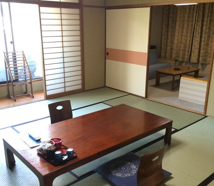 Imakuni Ryokan Mitai Quarto foto